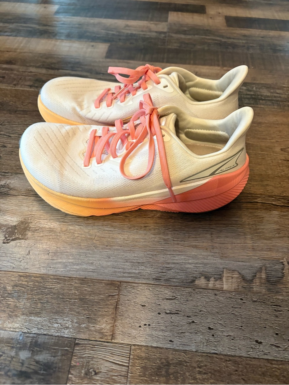 Altra Women's Running Shoes Size 7.5